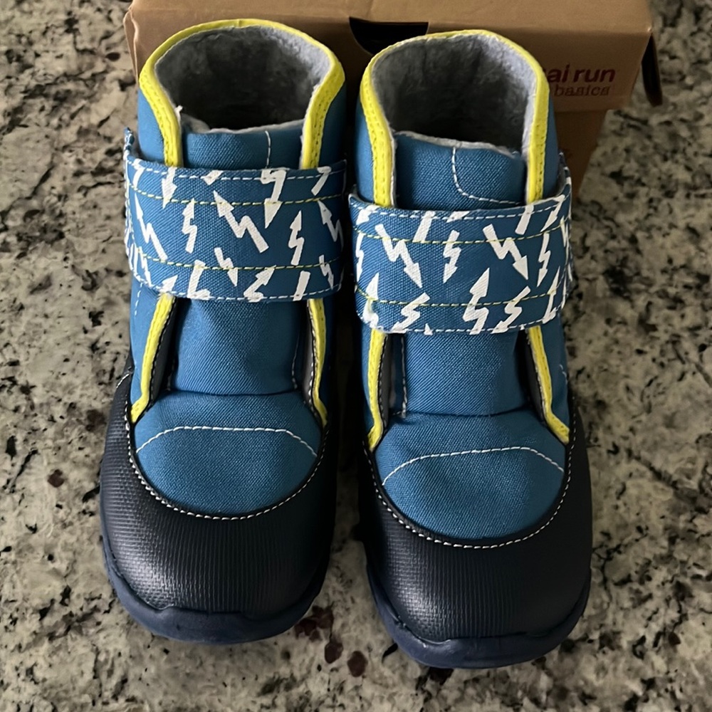 Brand new in box- toddler boys size 12 snow boots by see kai run!